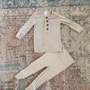 Lou Lou & company top and bottoms